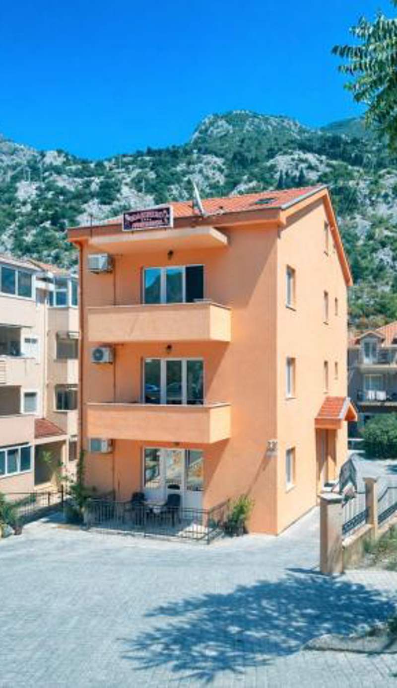 Marinero Apartments