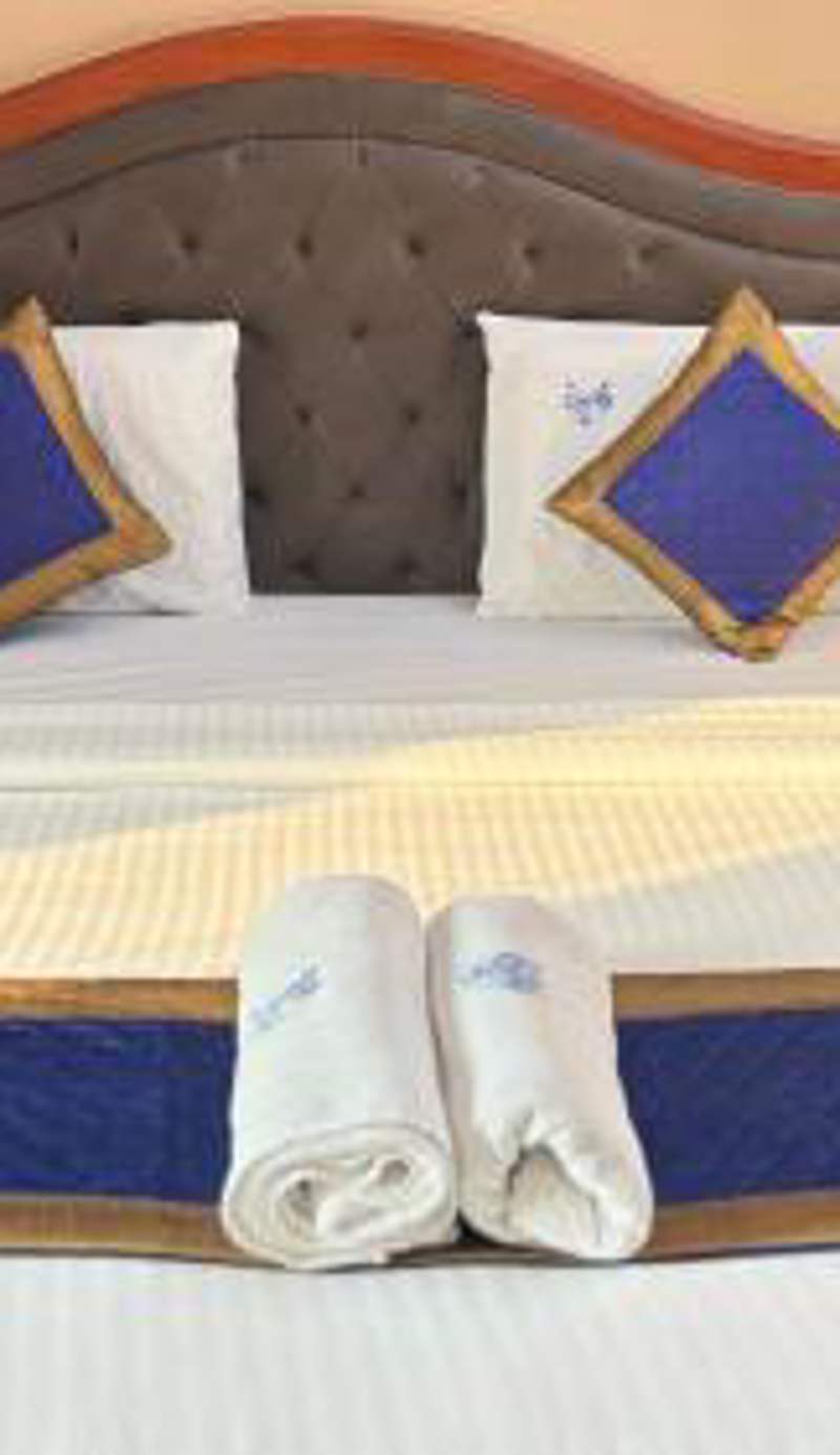 Hotel Chetan International