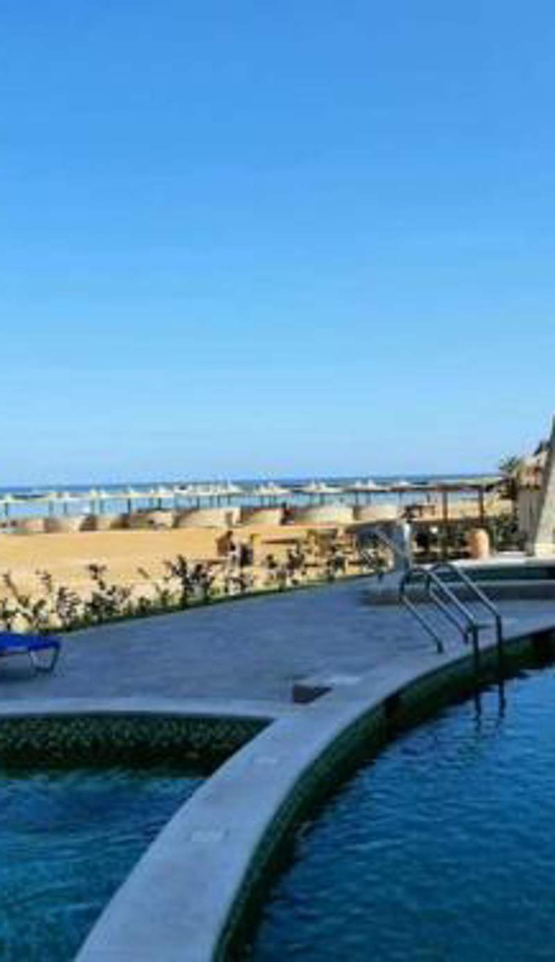 Turtles beach resort hourghada studio view sea view pool private beach jacuzzi security air-conditioned Cafe restaurant on the beach and a large sunny balcony