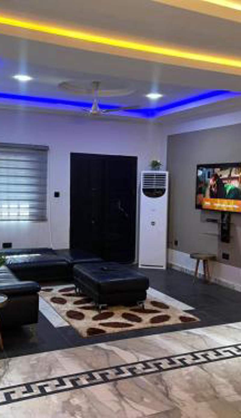 T-Roys Apartments