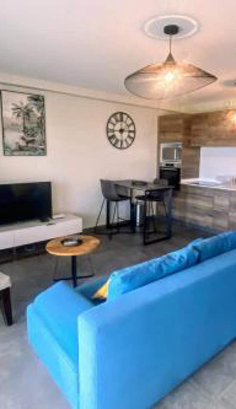 Near Papeete modern apartment with sea view