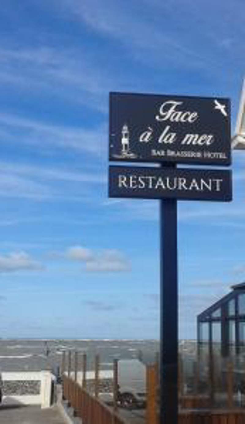 Face à la mer
