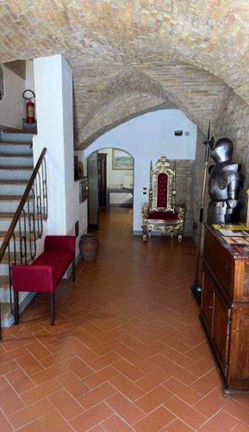 A La Casa Dei Potenti