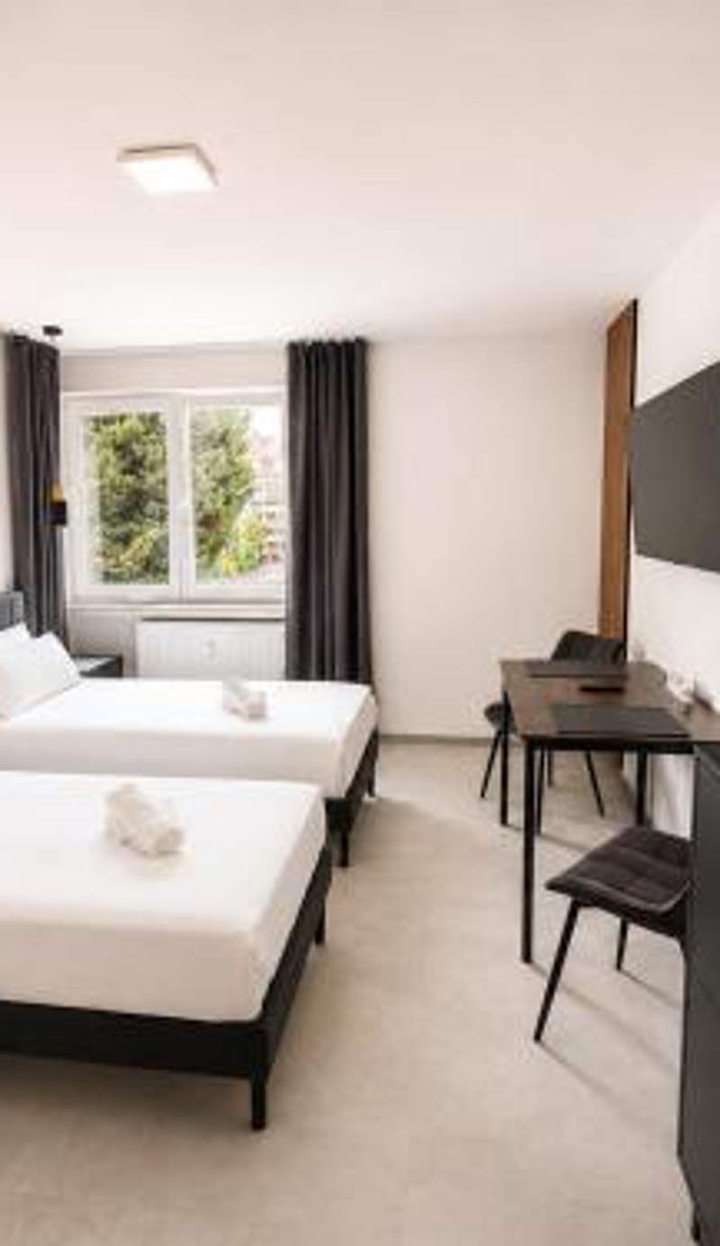 Lipp Apartments