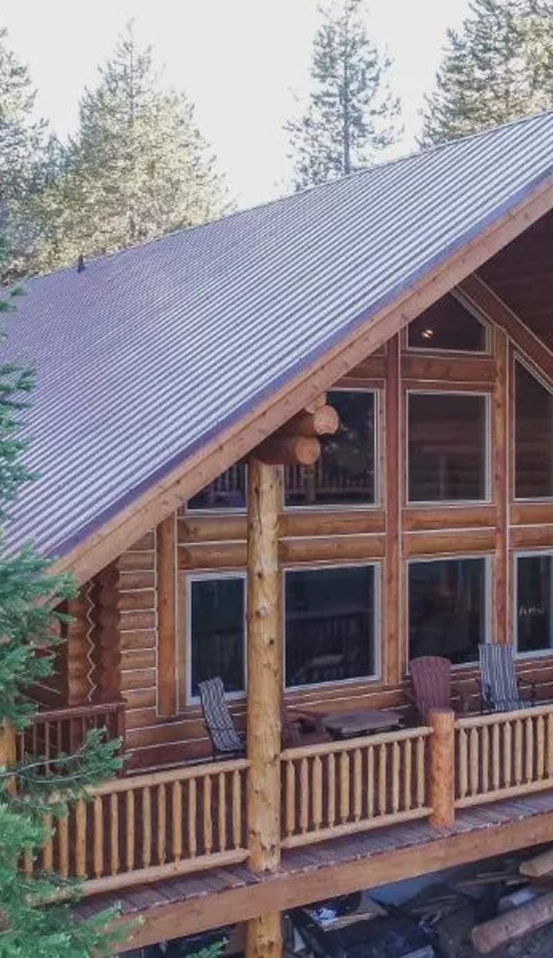Lumberjack Lodge by KABINO Hot Tub Fire Pit Satellite WiFi Grill Large Porch