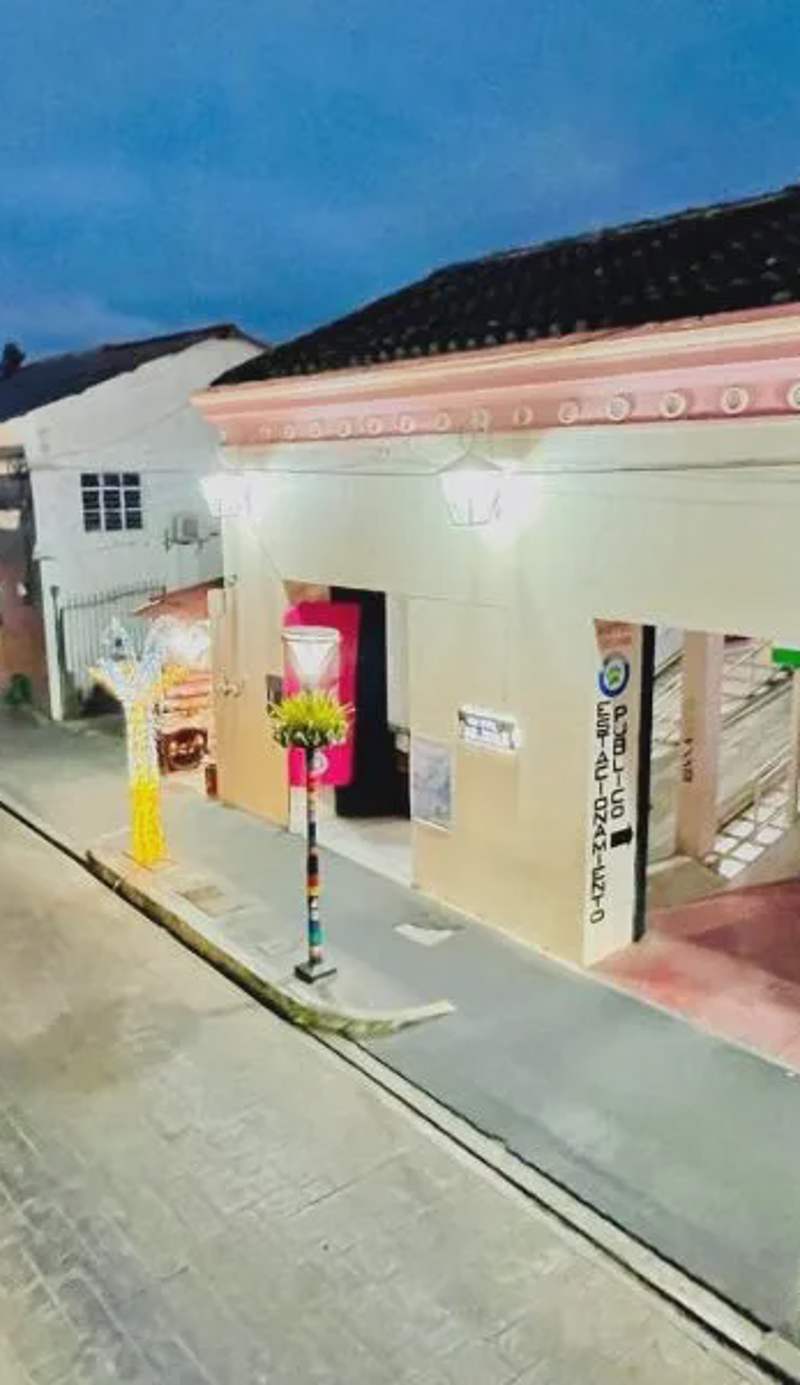 HOTEL EDELMIRA