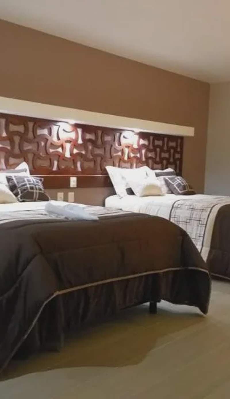 9 Estrellas Casa Hotel
