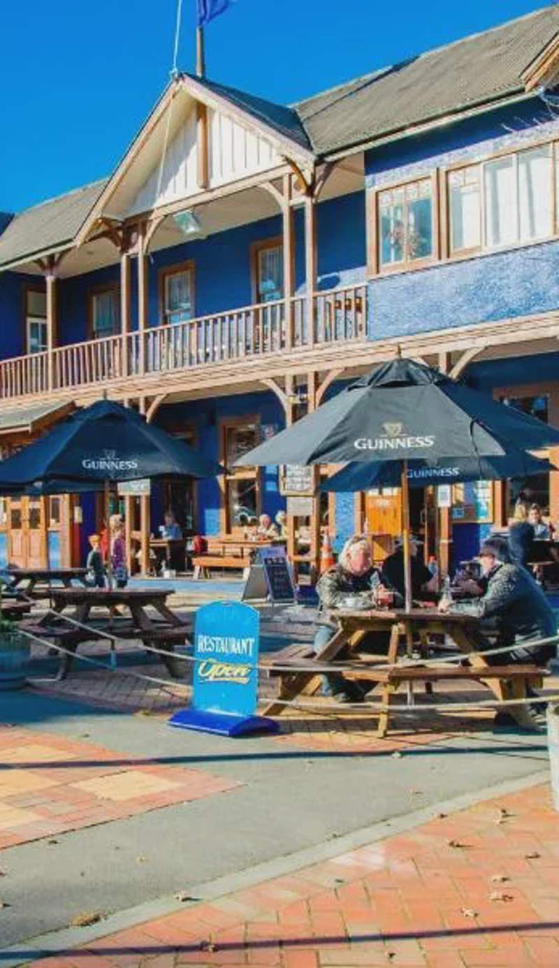 The Blue Pub