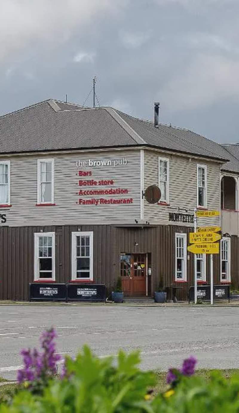The Brown Pub