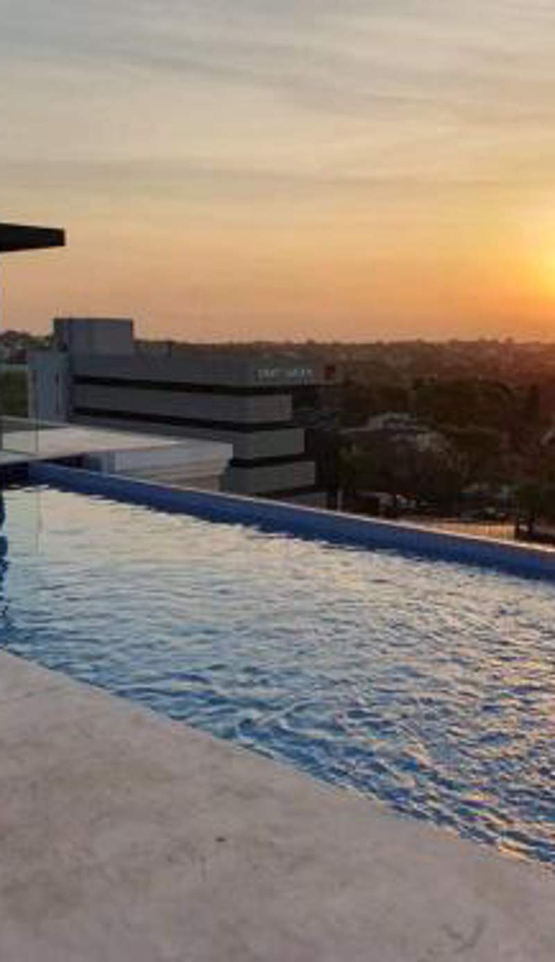 Hermoso departamento con piscina y estacionamiento